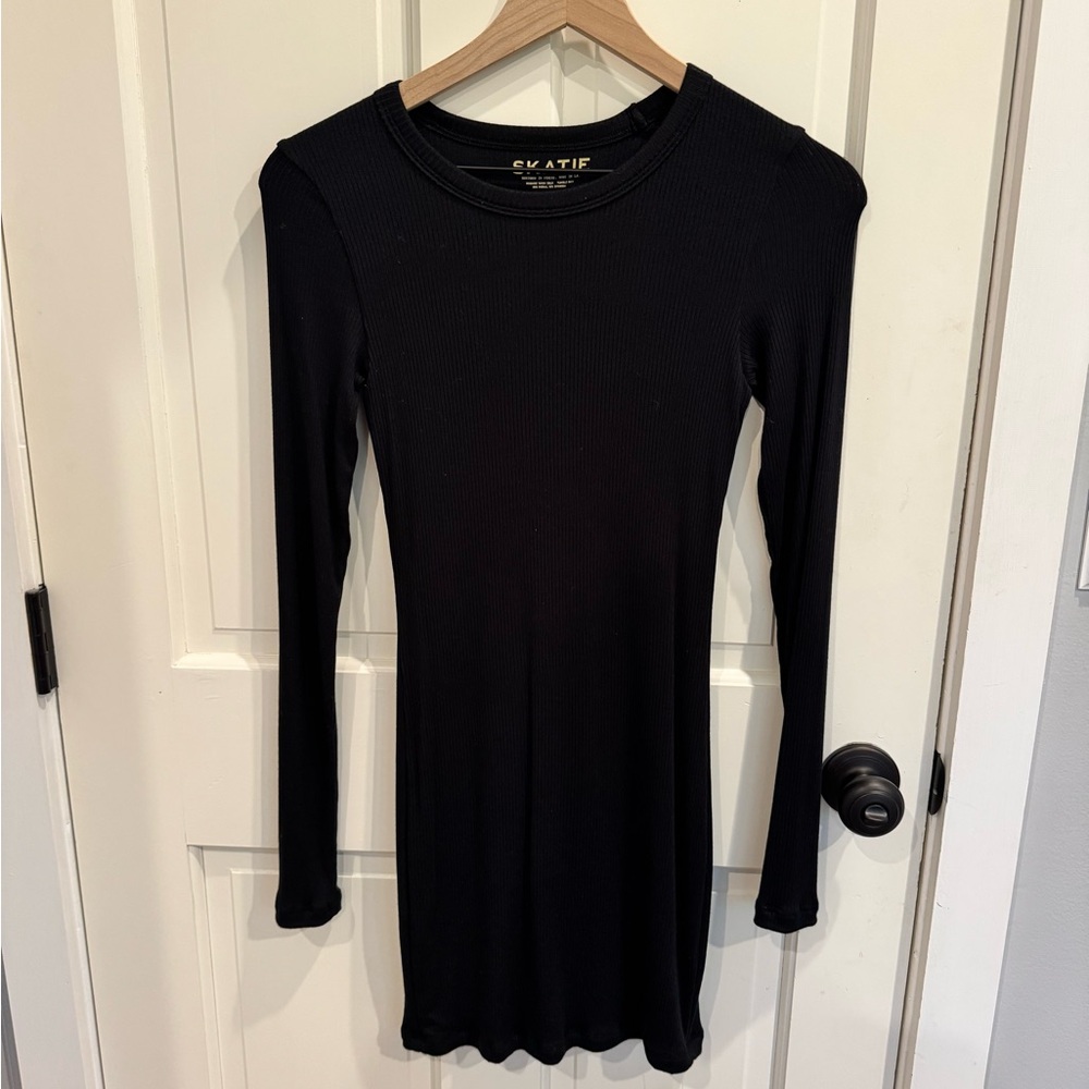 Skatie Elegant Black Long Sleeve Dress